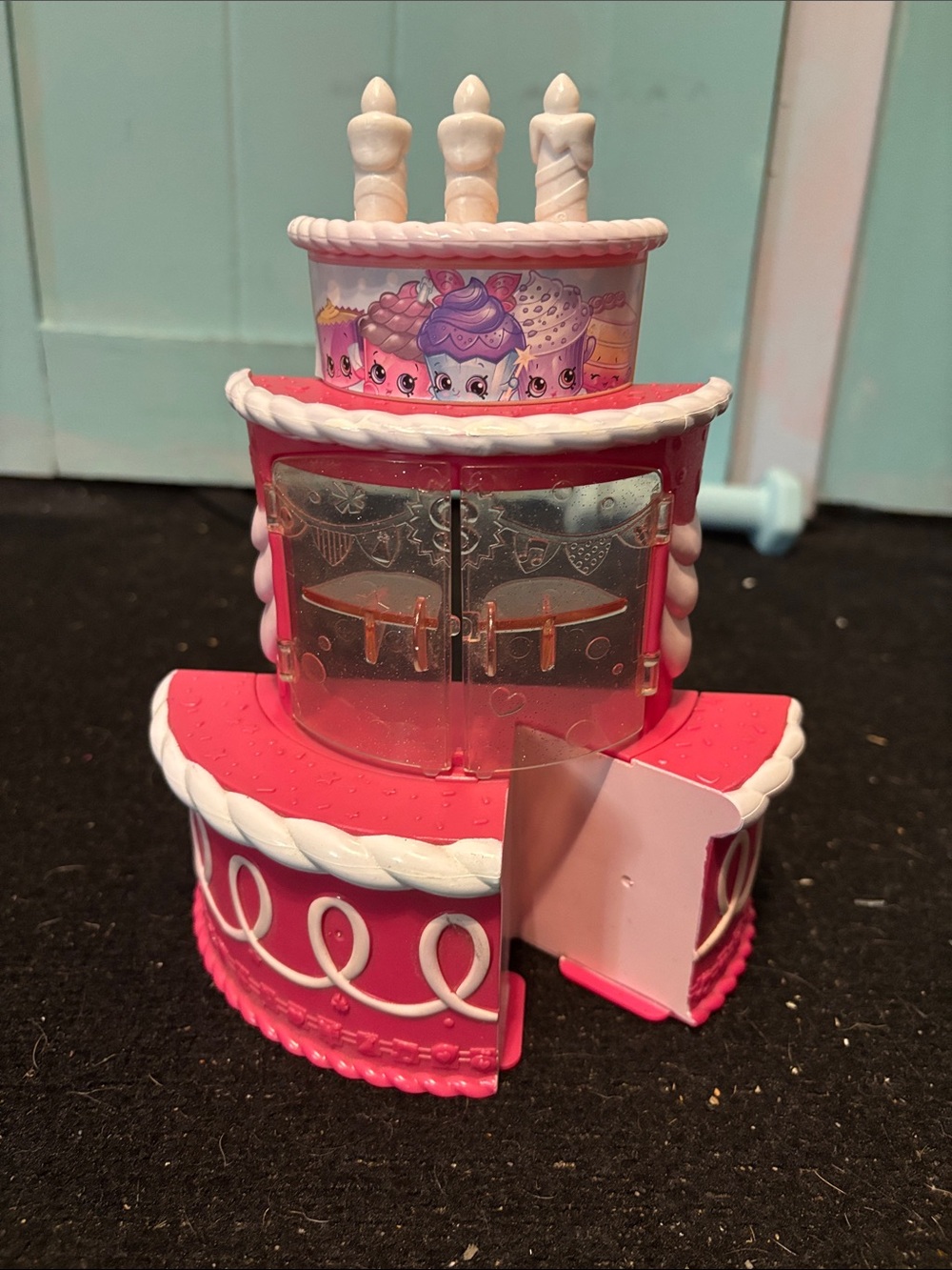 Shopkins Pink and White Birthday Cake Playset
